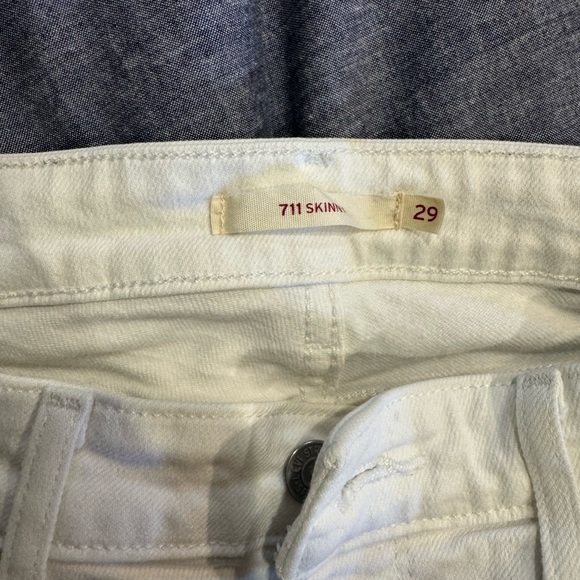 THREE JEAN BUNDLE: Levi’s 711 Skinny Jeans - Picture 12 of 16